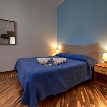 Bed and Breakfast Ai Bastioni Del Massimo Palermo Zimmer foto